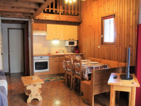 Appartement familial avec mezzanine, 7 couchages, proche pistes et commerces à Vars - FR-1-330B-203